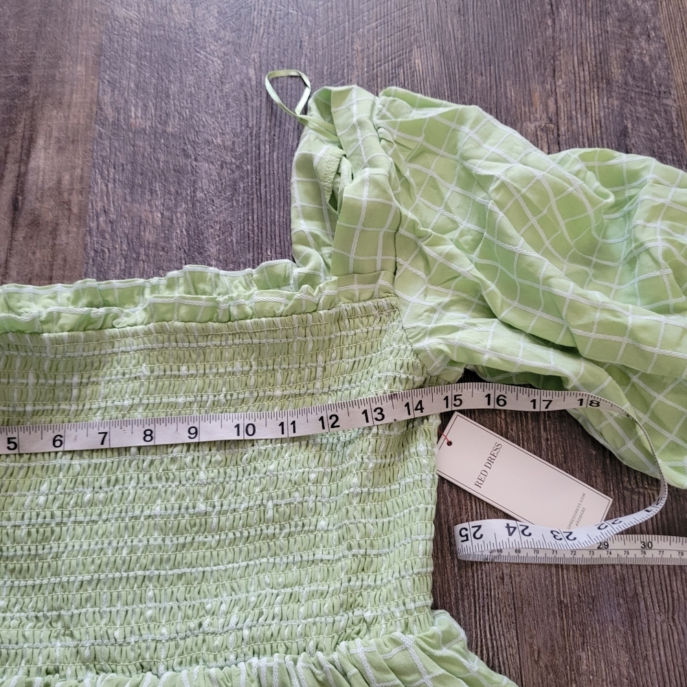 Aura Light Green Windowpane Midi Dress with Puff Sleeves - Picture 4 of 8